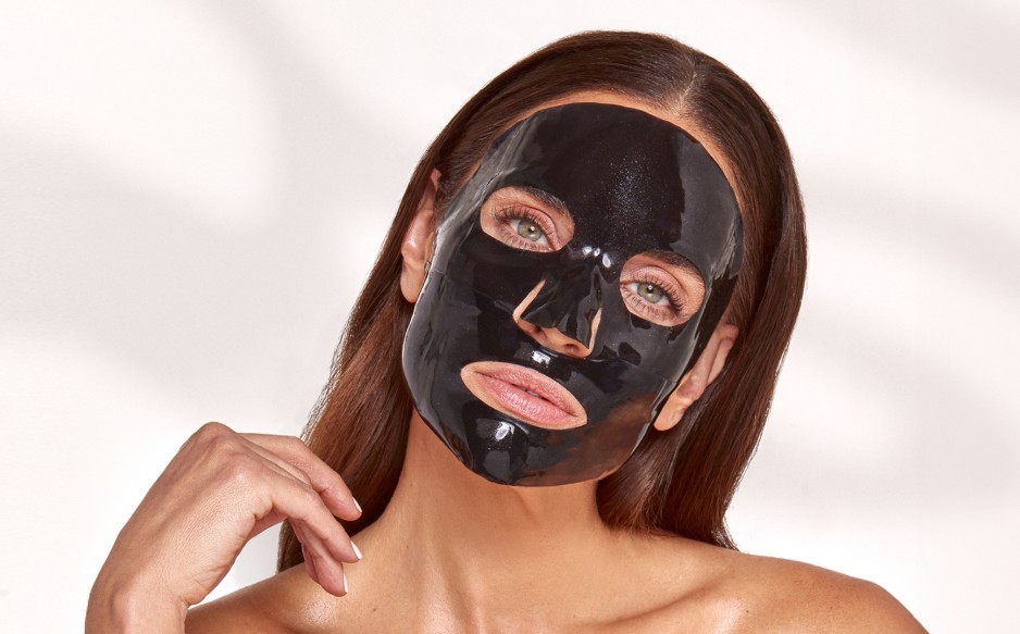 111SKIN Black Diamond Non-surgical Facelift