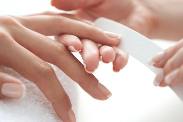 Classic Manicure