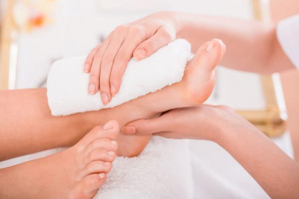 Reflexology - 25 min