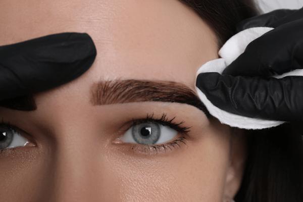Brow Tinting