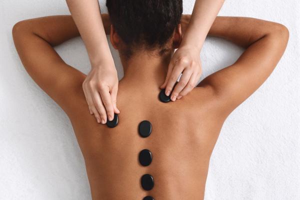 Elemis Expert Transformative Back, Neck and Shoulder Hot Stone Massage