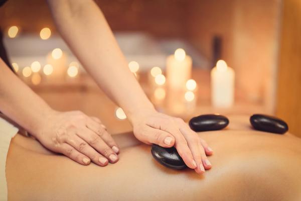 Elemis Expert Transformative Full Body Hot Stone Massage