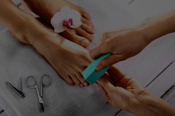 Gel Pedicure 55 Minutes