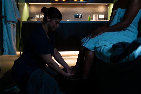 Luxury Pedicure 55 Minutes