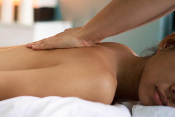 Aromatherapy Back massage