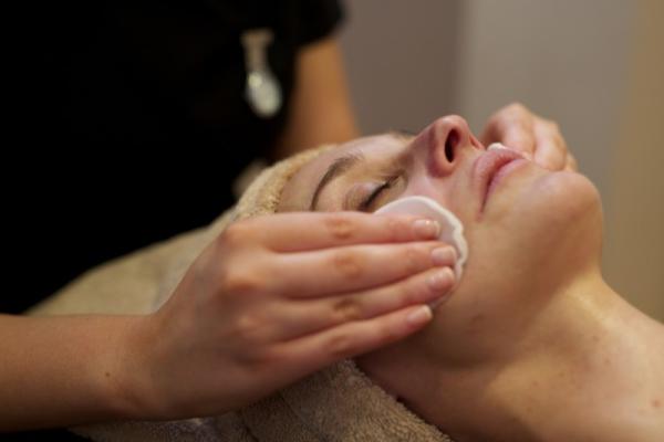 Berryplus Antioxidants Infusion Facial - 60 Minutes