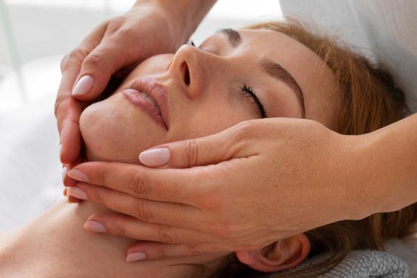 Klassisk Ansiktsbehandling 50 min