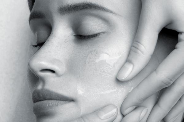 Traitement intensif hydratant Hydra3 HA. Hyaluronic Acid ™ | Hydrating intensive treatment HYDRA3HA. Hyaluronic Acid ™