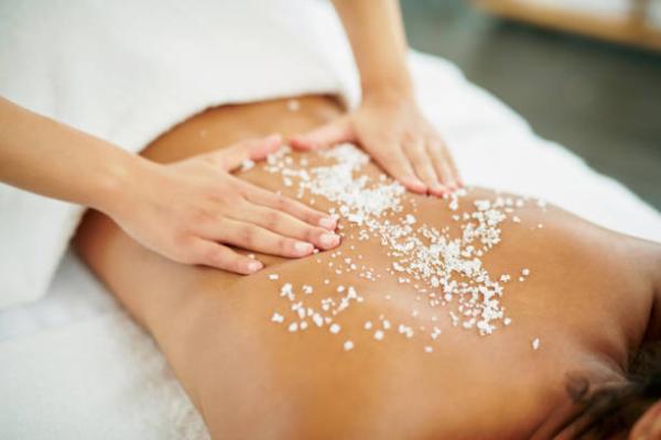 Elemis Exotic Lime and Ginger Salt Scrub with Full Body Massage