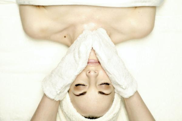 VOYA Anti – Ageing Restorative Facial