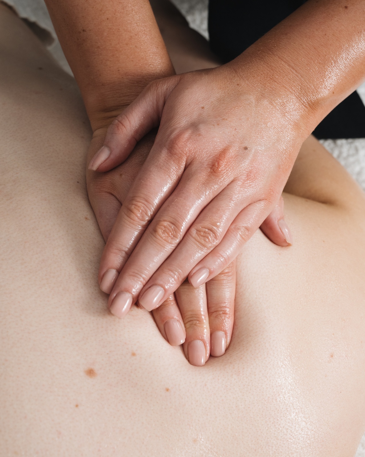 Full Body Swedish Massage