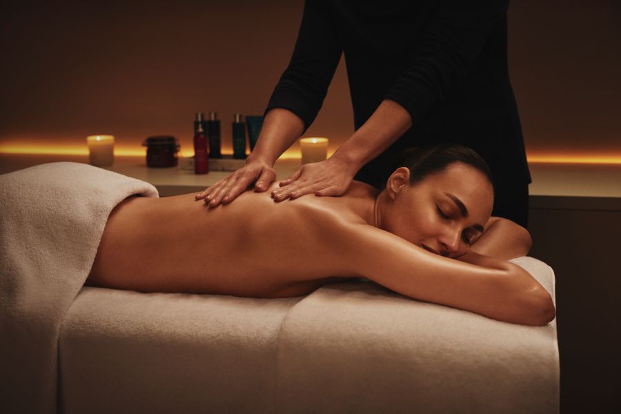 Aromatherapy Full Body Massage