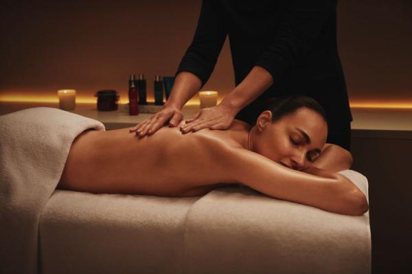 Aromatherapy Full Body Massage
