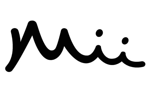 Indulge Mii Pedicure with Polish