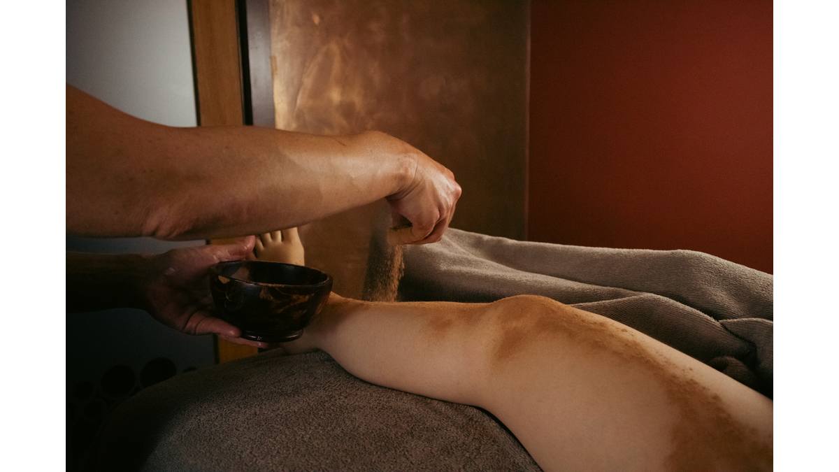 Ayurvedic Herbal Scrub Massage (Udvartana)