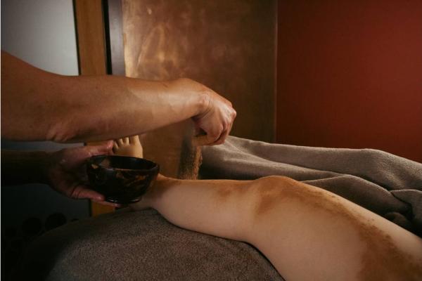 Ayurvedic Herbal Scrub Massage (Udvartana)