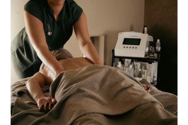Ayurvedic Full Body Massage