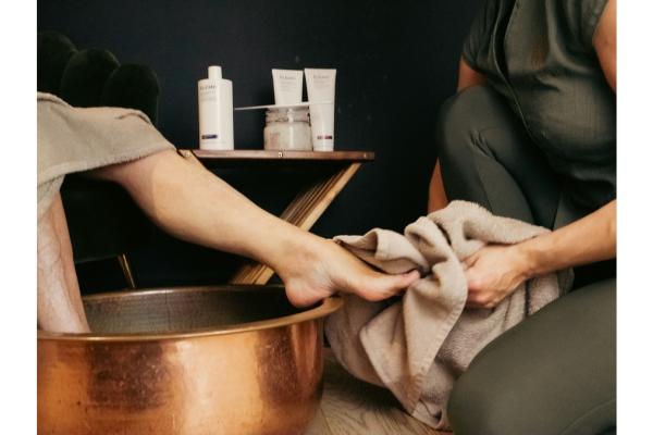 Best Foot Forward Luxury Pedicure with Gel