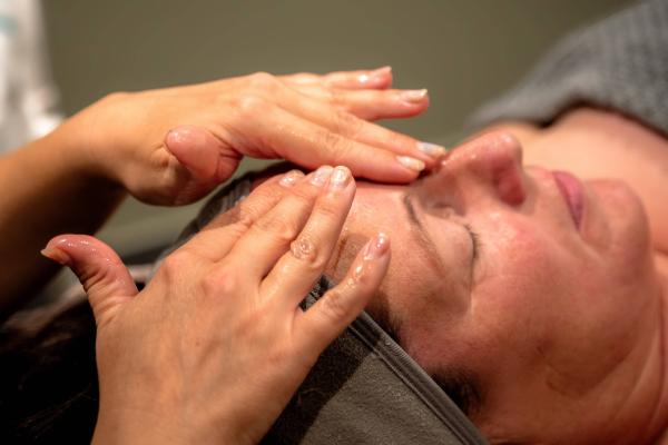 Reviving Facial - One Hour