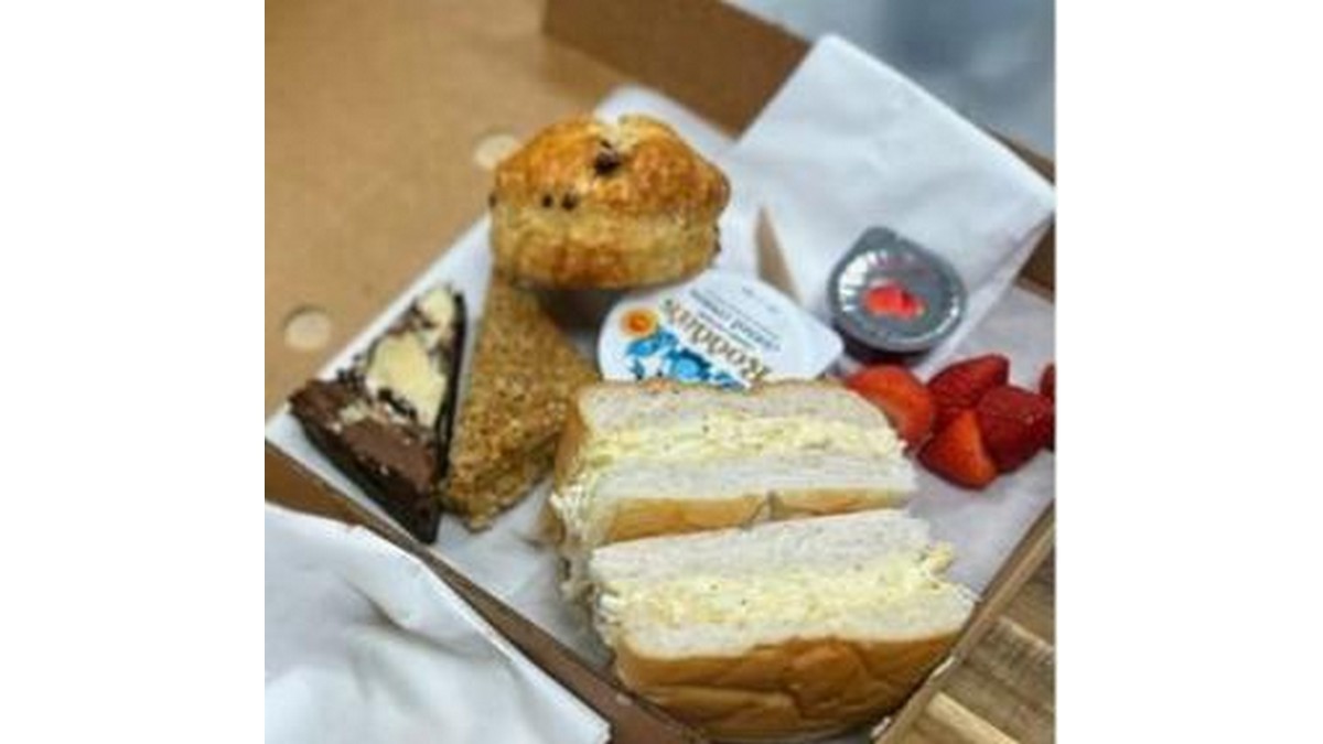 Afternoon Tea Box - Egg Mayonnaise