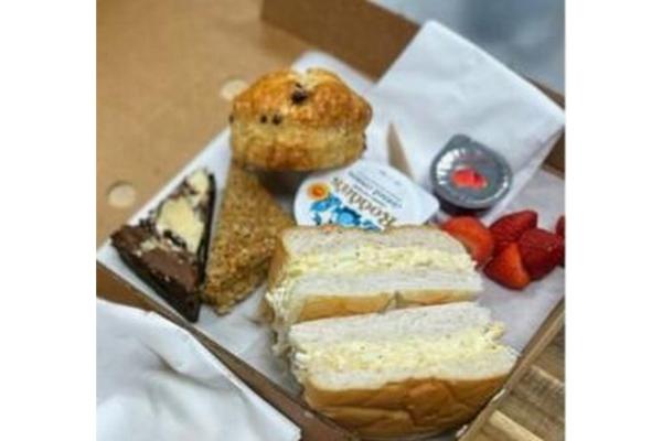 Afternoon Tea Box - Egg Mayonnaise