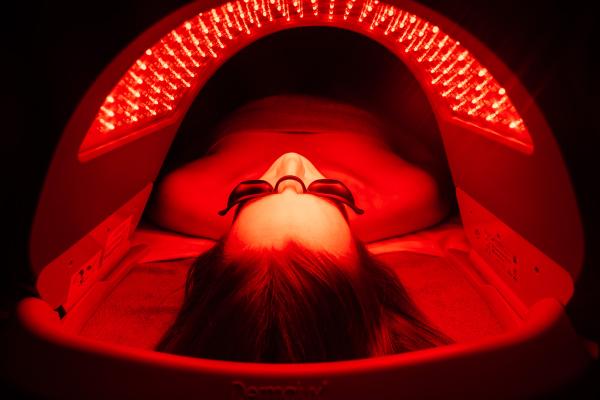 Elemis LED Mask (10 Minutes)