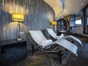 (Meno)pause & pamper