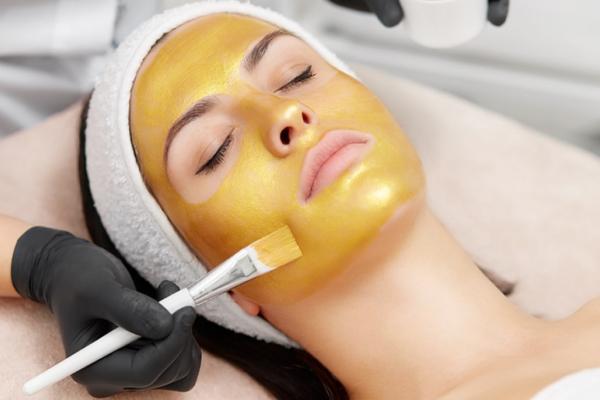 Anti-ageing Gold Facial