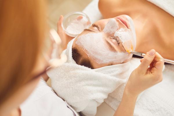 Illuminate Glow Facial