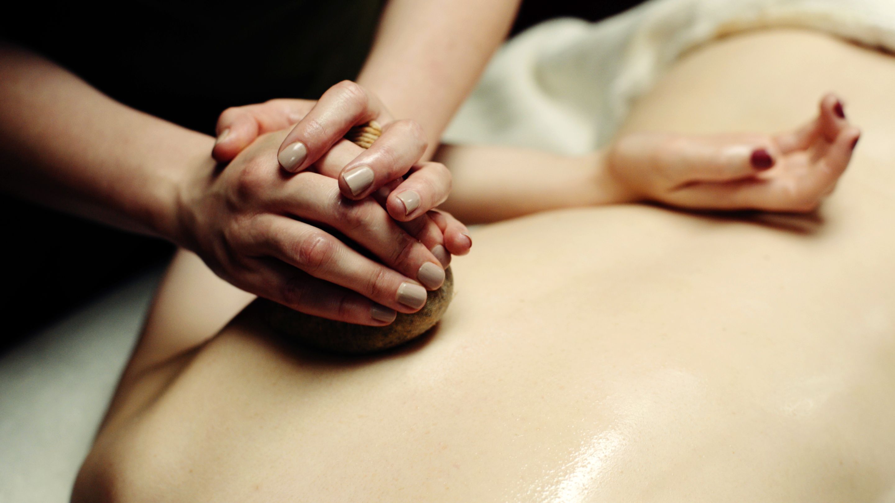 ESPA Hot Stones Back Massage