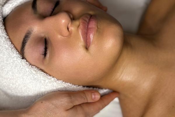 Banya + 60min Lifting Face Massage (Ladies Day/ Thursday)