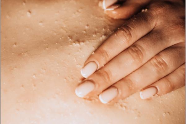 ishga Salt & Oil Scrub