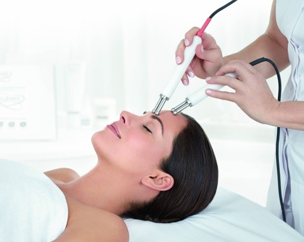 ELEMIS EXPERT™ TECH - LIFT + REJUVENATE