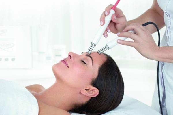 ELEMIS EXPERT™ TECH - LIFT + REJUVENATE