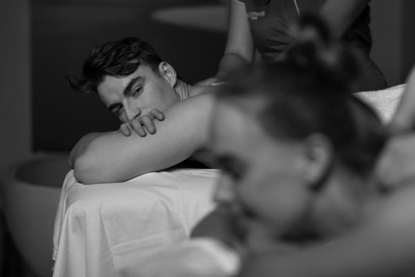 Duo-massasje – en avslappende opplevelse for to 50min