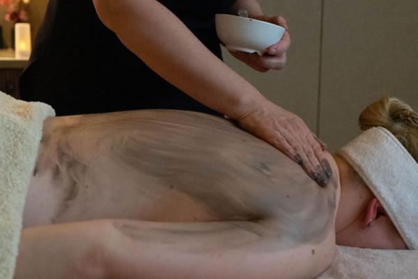 Warm Spiced Mud Wrap