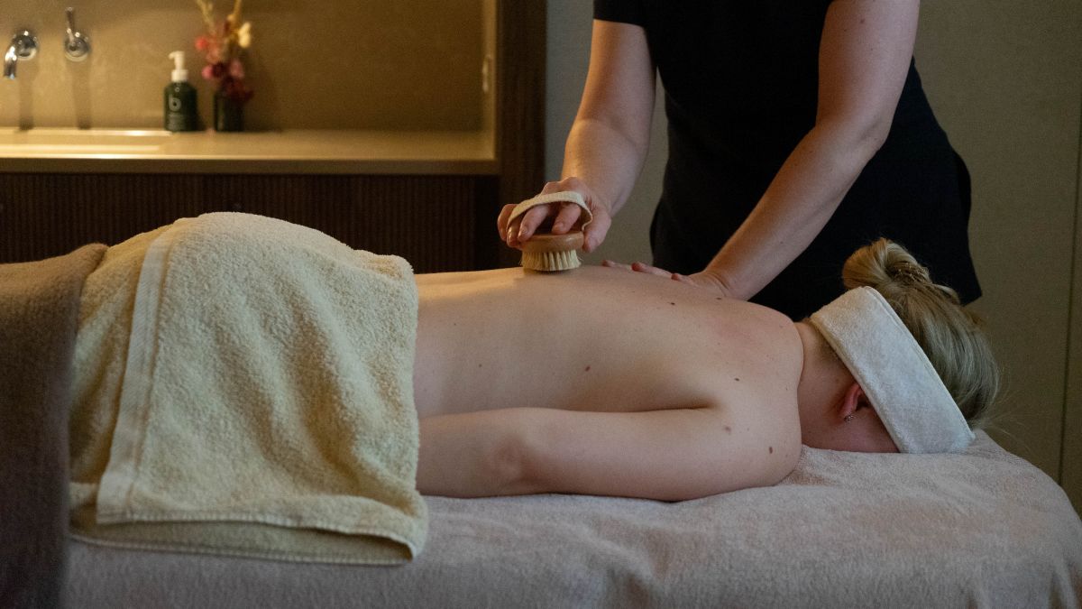 Voya Sea Mineral Exfoliation