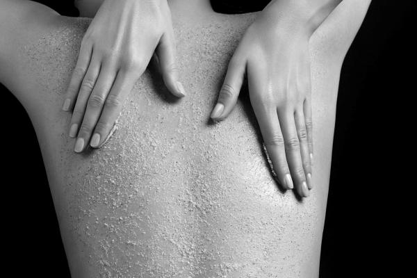 DX Body™ Balanserende skrubb & massasje 50min