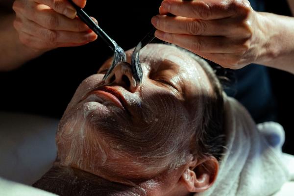 Brightening Facial Experience