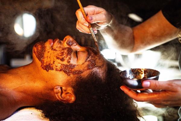 Organic Facial Experience