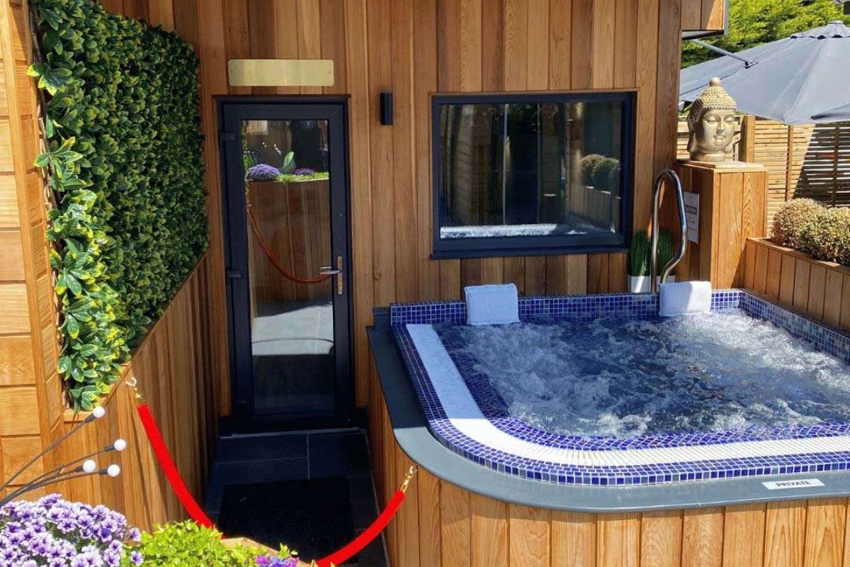 Deluxe Spa Morning for 2 £160pp