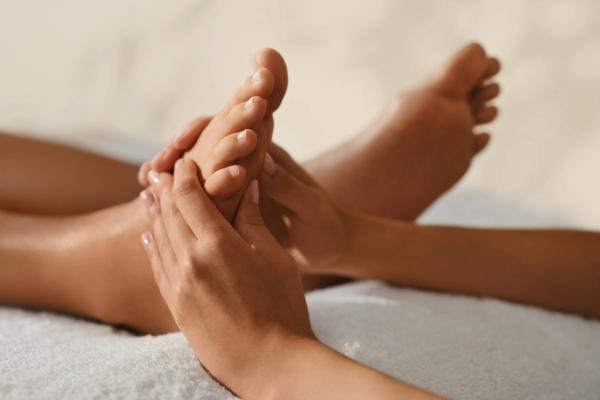 90-minute Reflexology session by Marzena