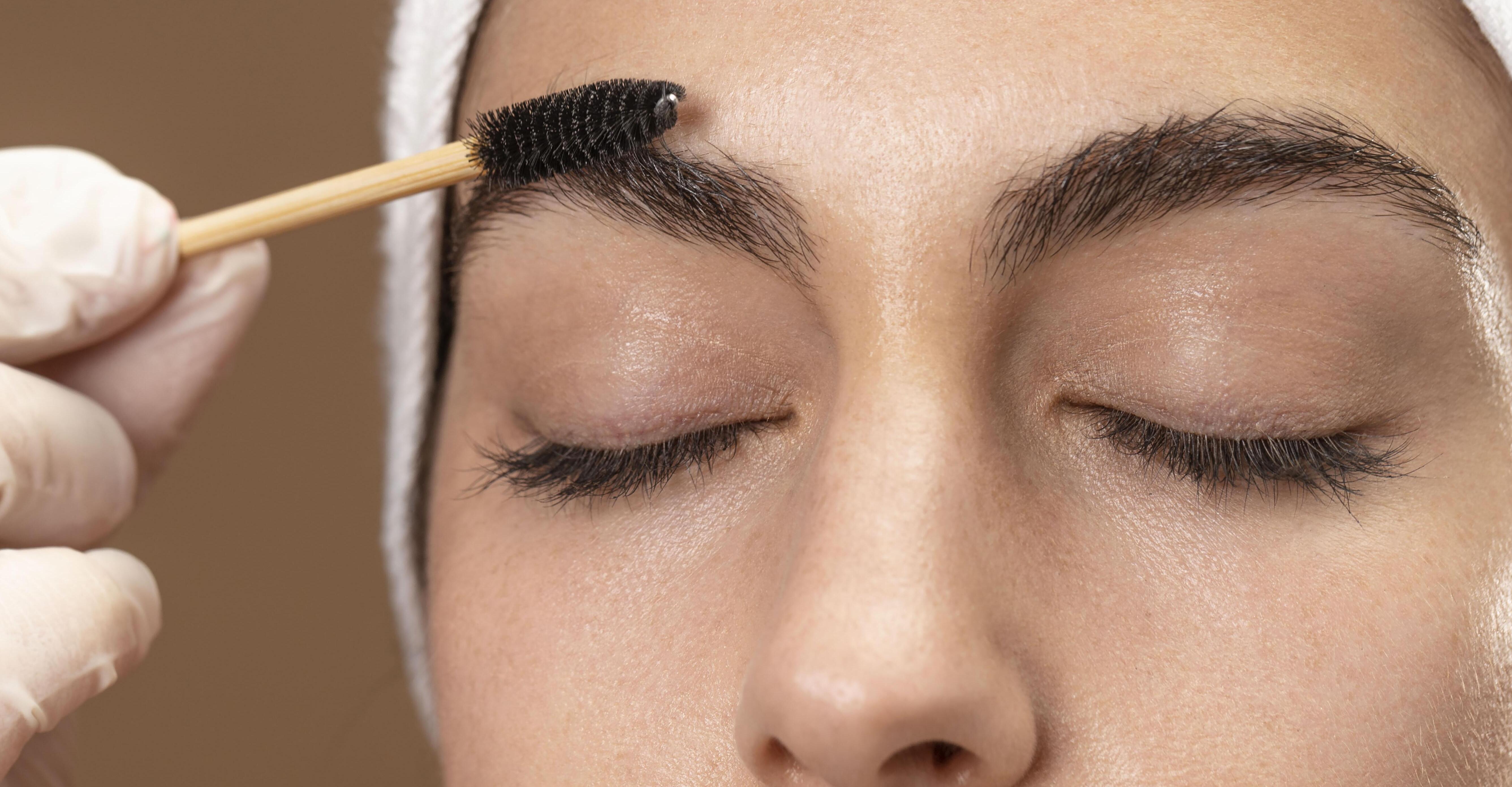 Eyelash & Eyebrow Tint