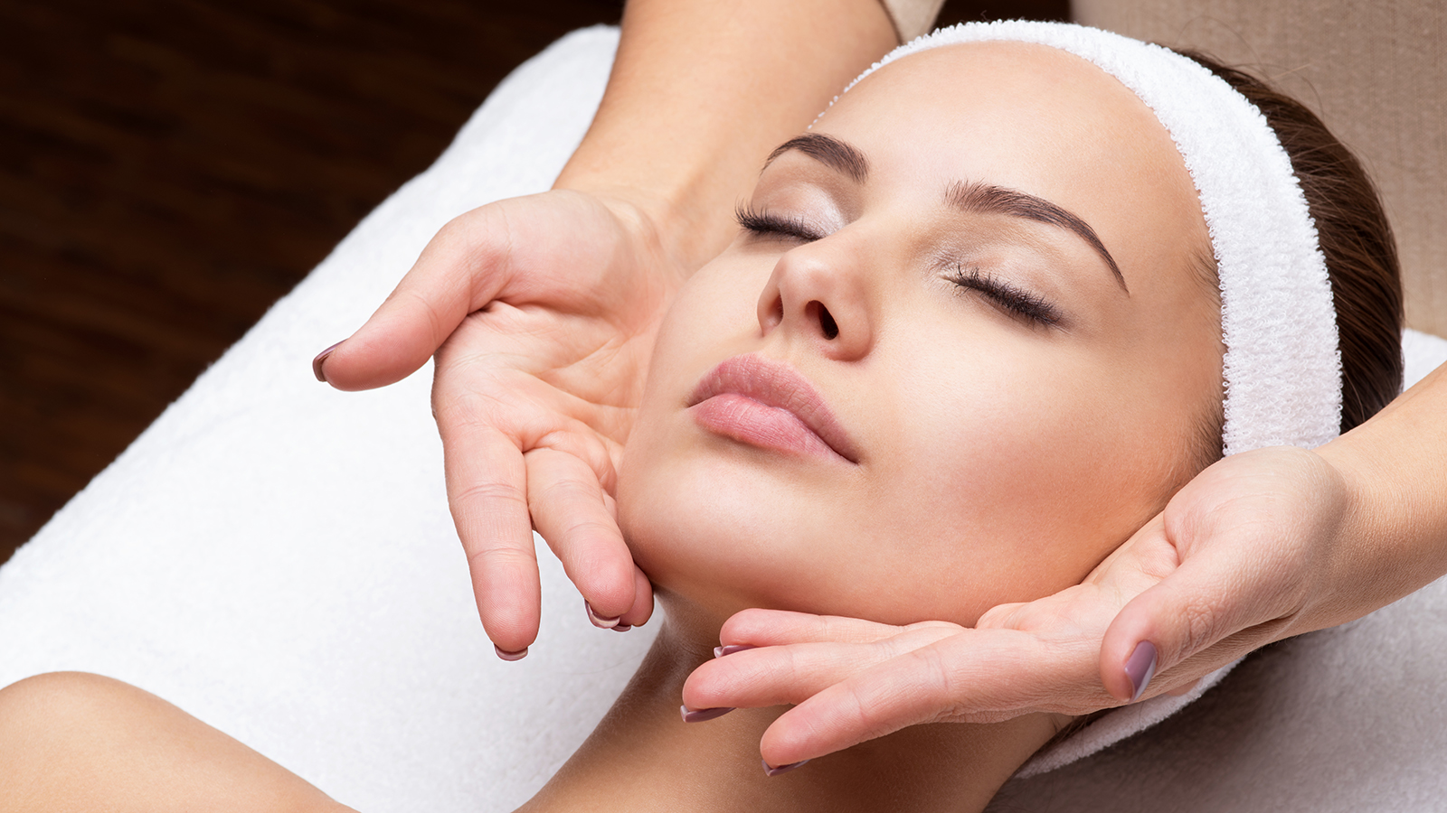 Pro Glow Facial (30mins Mon-Thurs)