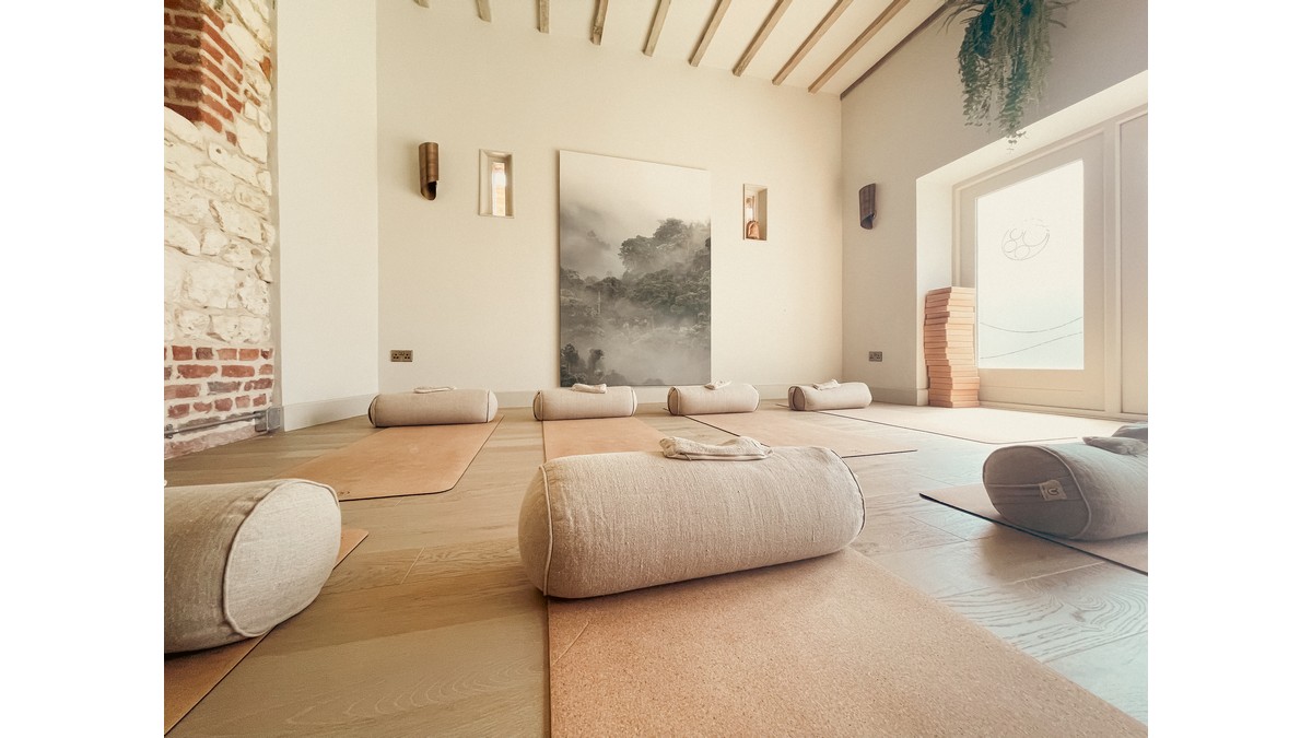 Wednesday 10:00am Hatha Yoga with Gill Course of 6  –  07/01/2026 to 11/02/2026