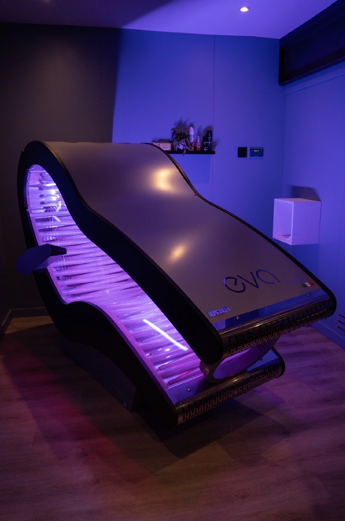 EVA Sunbed- 6 minutes