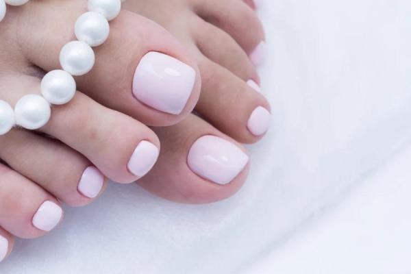 File & Gel polish Toes