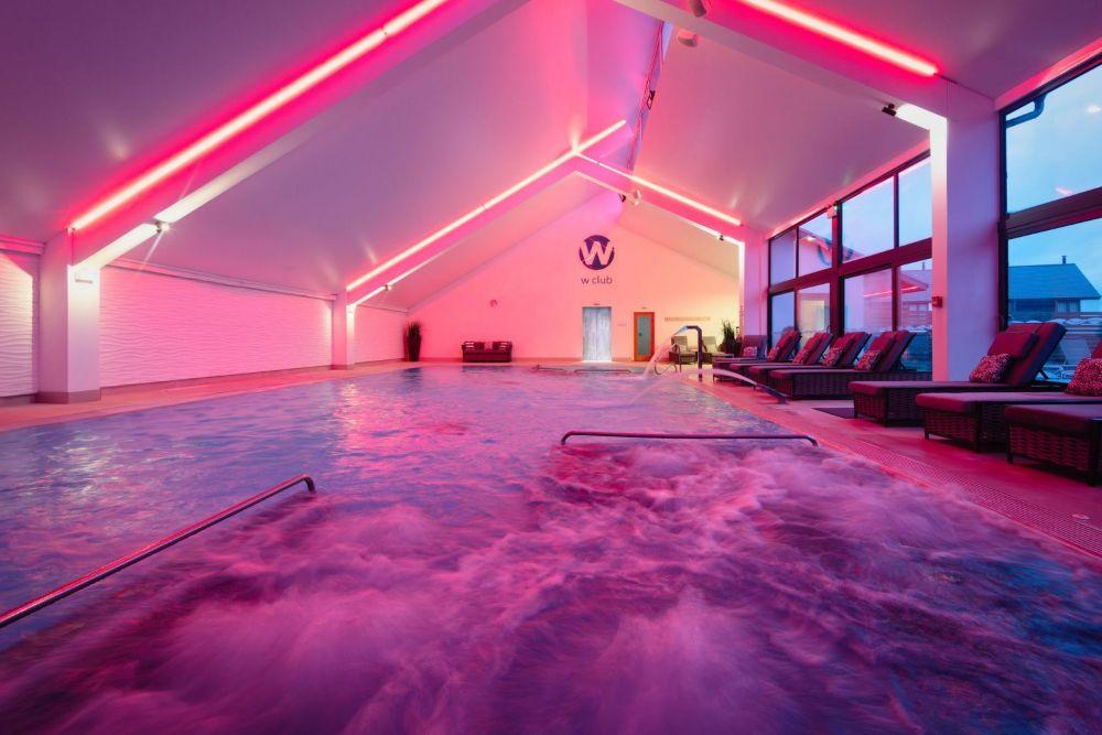 Holiday Extras - Romantic Retreat Package