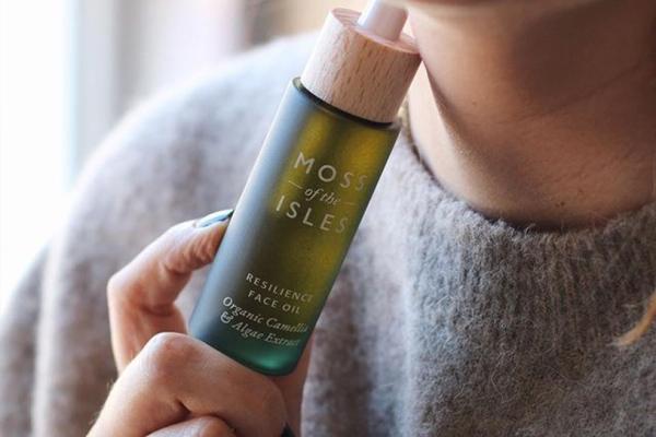 MOSS of The ISLES Moss Skin Resilience Facial