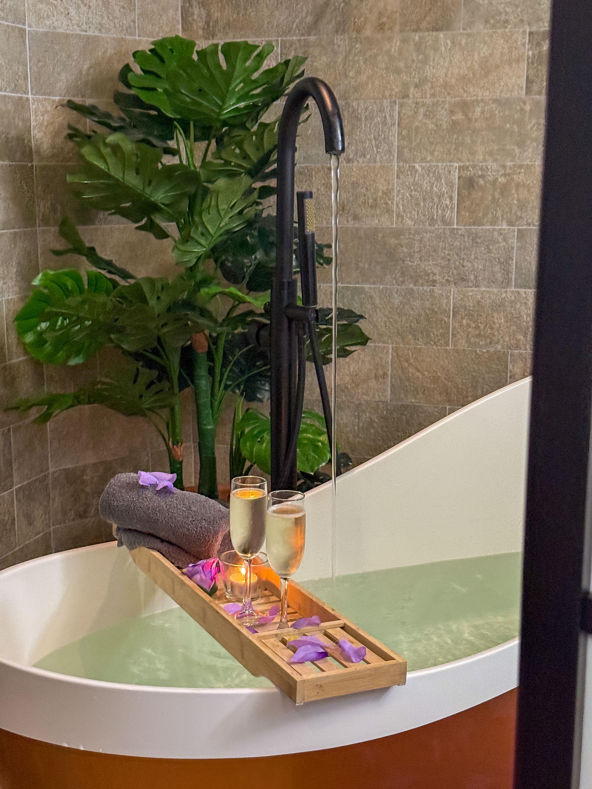 Petals & Prosecco | For Two People